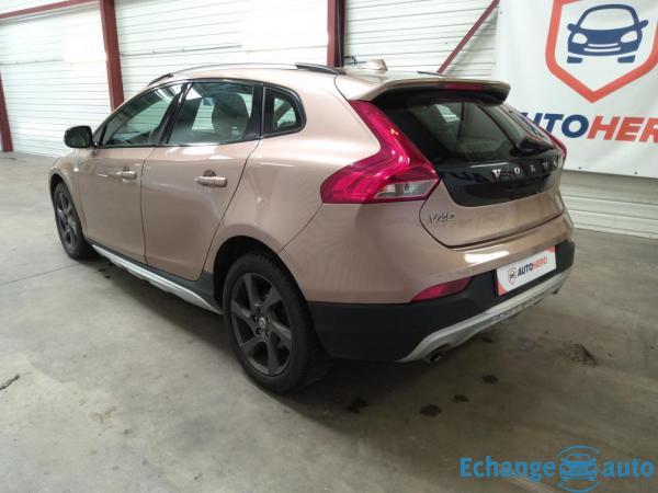 Volvo V40 2.0 D3 Momentum 150 ch