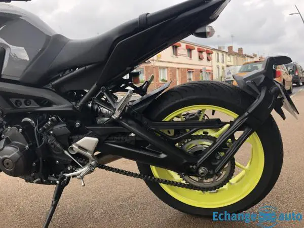 Yamaha MT-09 - GARANTIE 6 MOIS NIGHT FLUO