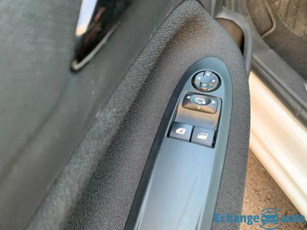 DS DS 3 BlueHDi 100ch So Chic S&S