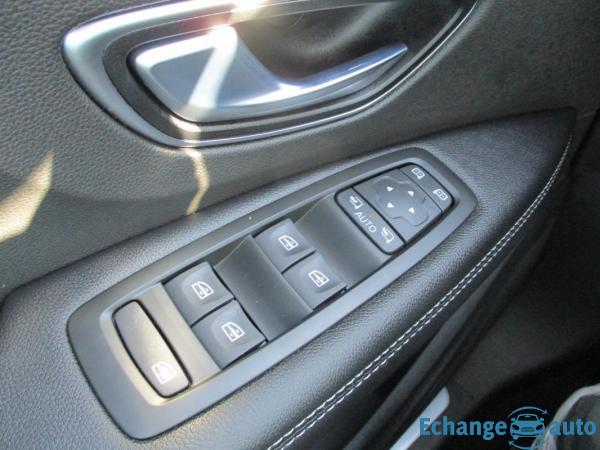 Renault Scénic IV TCe 140 Energy Limited