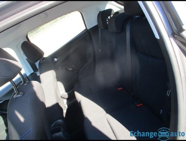 Peugeot 208 SIGNATURE PTECH 82