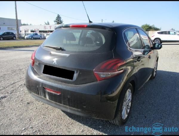Peugeot 208 ALLURE PTCH 82