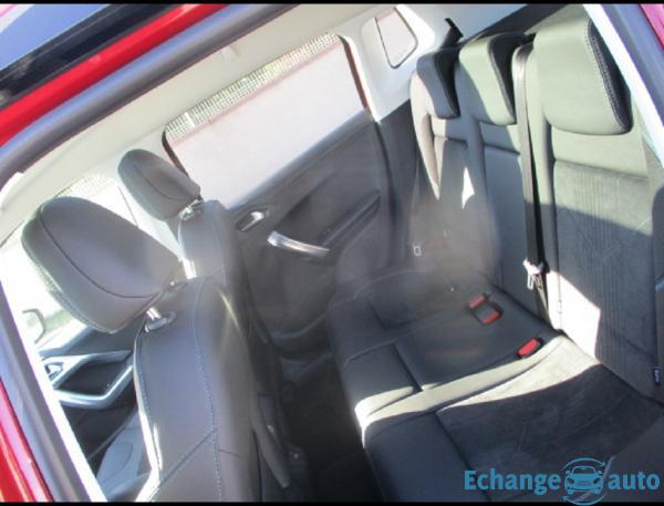 Peugeot 2008 BHDI 120 CROSSWAY EAT6