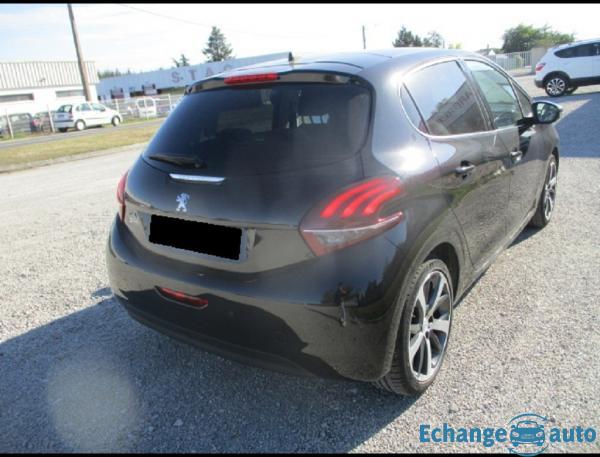 Peugeot 208 PTECH 110 FELINE BVM