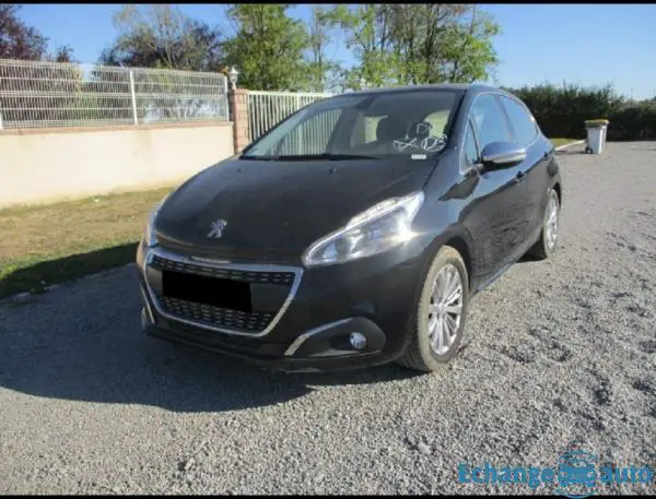 Peugeot 208 ALLURE PTCH 82