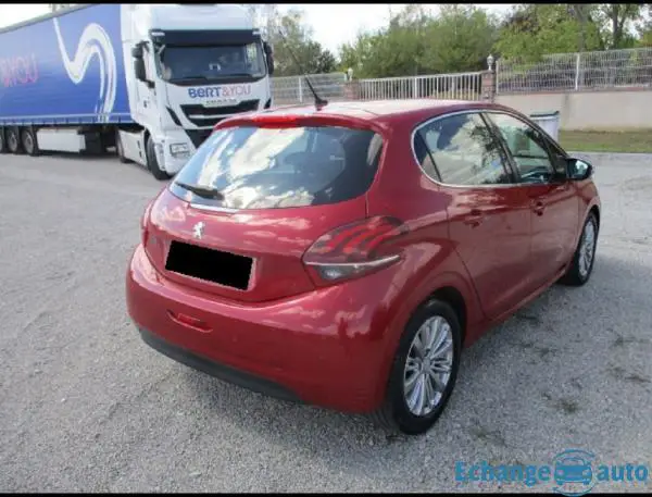 Peugeot 208 ALLURE PTECH 82