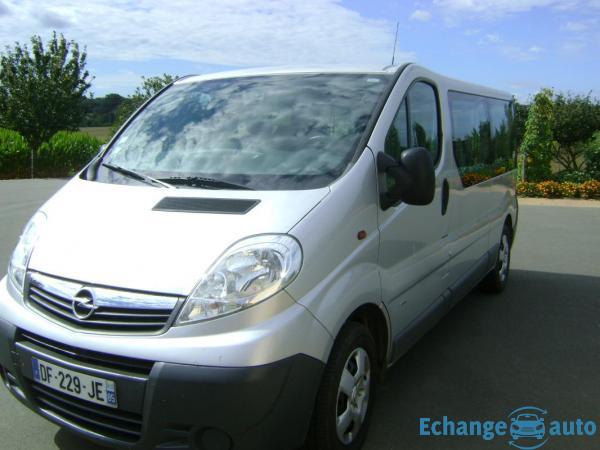 Opel Vivaro 6 PLACES AVEC RAMPE POUR ACCèS HANDICAP 20 CDTI 115 CV