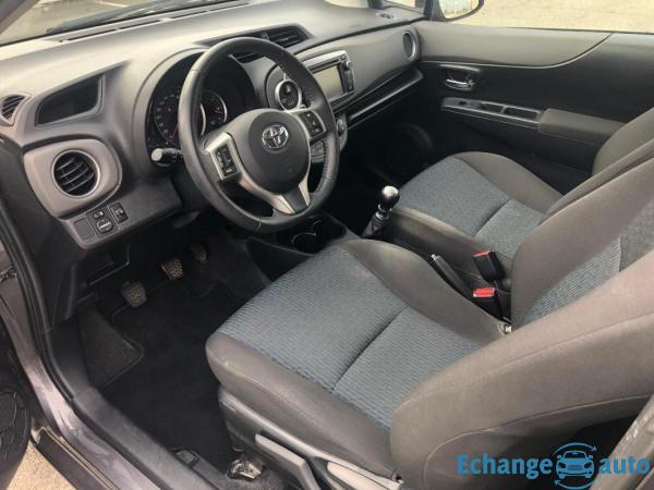 Toyota Yaris 100 VVT-i Lounge