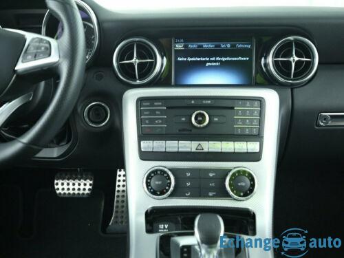 Mercedes-Benz SLC 180 9G AMG