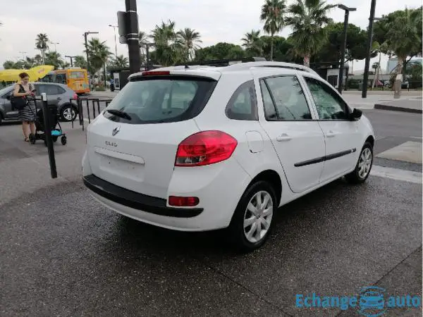 RENAULT CLIO ESTATE 1.2 16V 80 eco2 Extrême Claire Quickshift