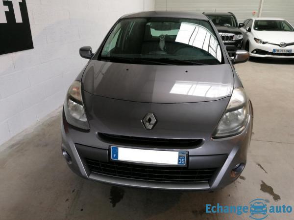 Renault Clio 3 1.5 DCI 70 CH DYNAMIQUE - GARANTIE 6 MOIS