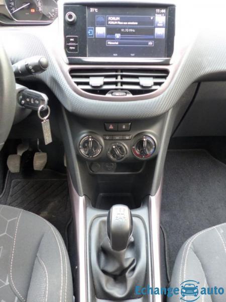 Peugeot 2008 1.2 PURETECK 82 ACTIVE ATTELAGE