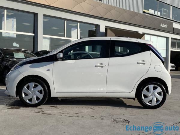 Toyota Aygo 1.0 VVT-i x-play