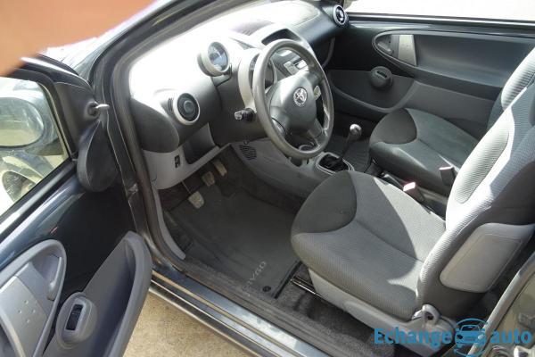 Toyota Aygo 1.0 VVT-I 75 CONFORT 5P