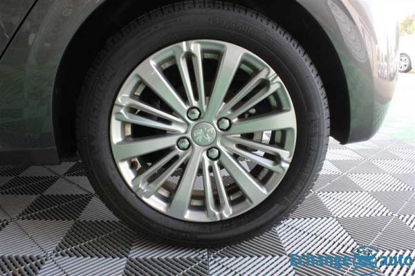 Peugeot 208 1.5 BlueHDi 100ch S&S BVM5 Signature