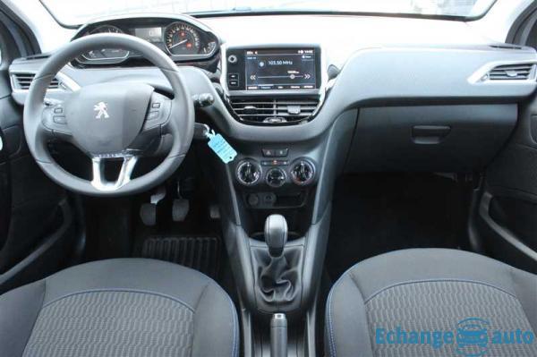 Peugeot 208 1.2 PureTech 82ch S&S BVM5 Signature