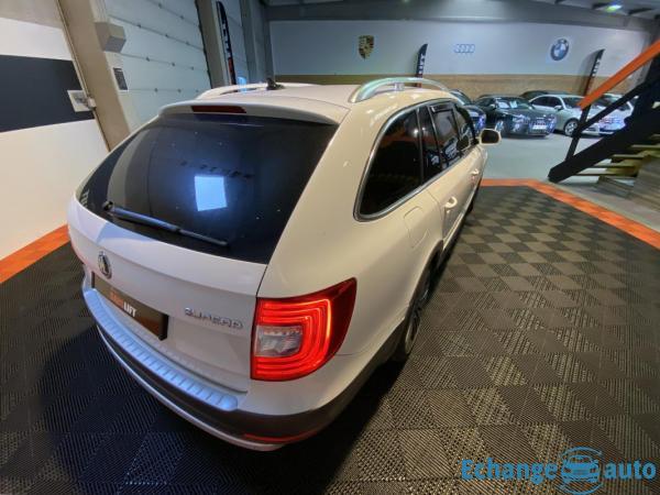 Skoda Superb COMBI OFFROAD 2.0 TDI 140CH