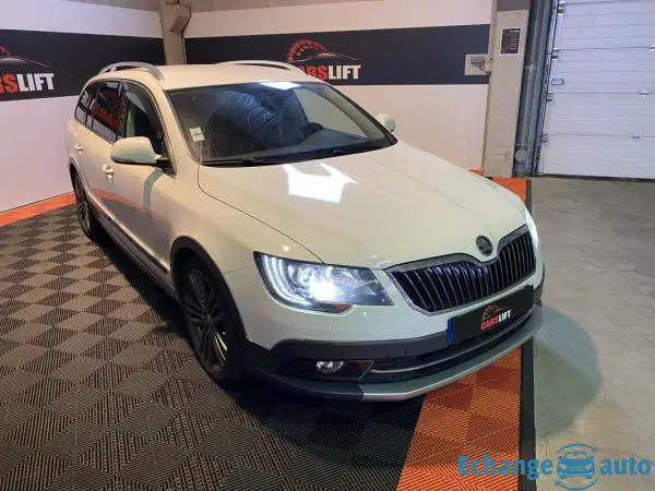 Skoda Superb COMBI OFFROAD 2.0 TDI 140CH