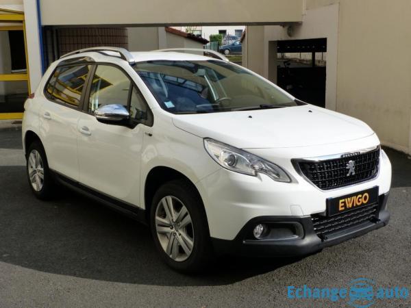 Peugeot 2008 1.2 PURETECH 82 STYLE + GPS