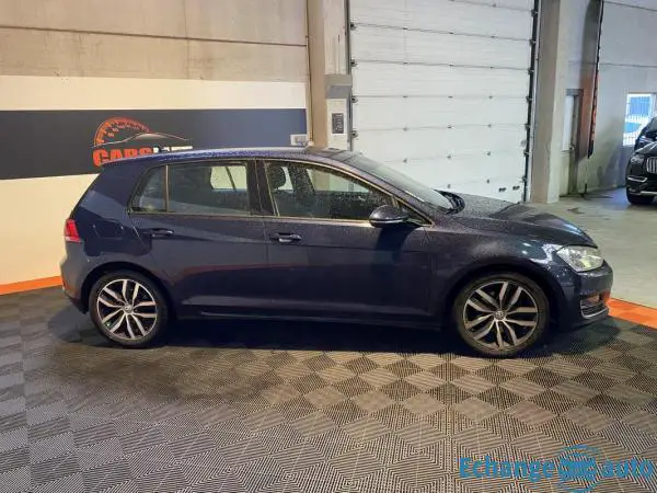 Volkswagen Golf VII I-LINE 1.6 TDI BLUEMOTION 105CH