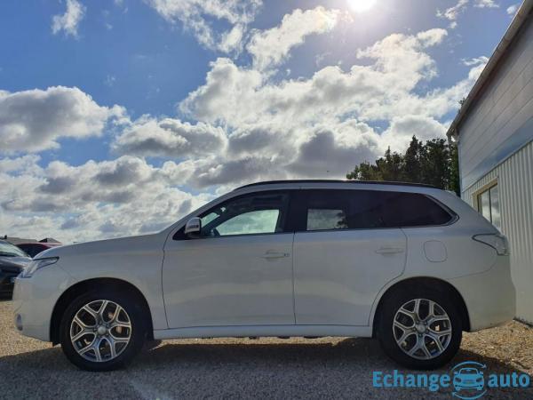 Mitsubishi Outlander PHEV 2.0 200 4WD