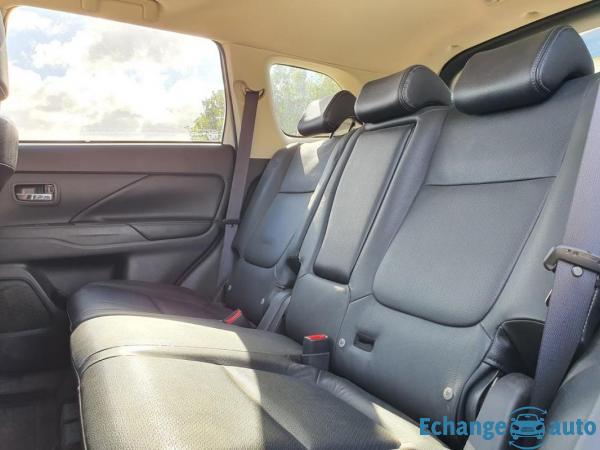 Mitsubishi Outlander PHEV 2.0 200 4WD