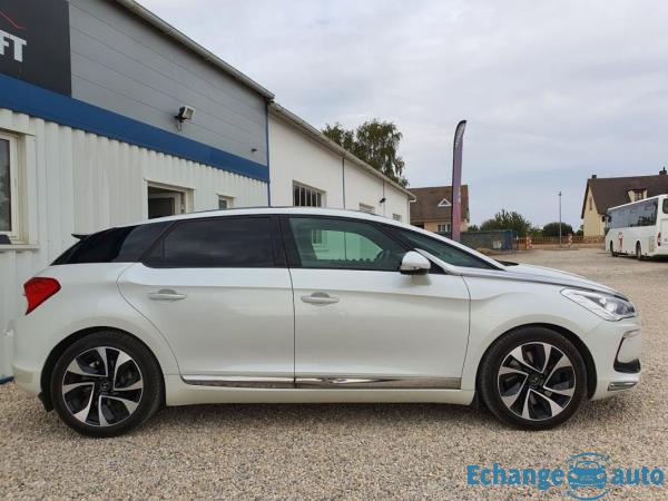 Citroën DS5 1.6 THP 200 PURE PEARL GARANTIE 6 MOIS