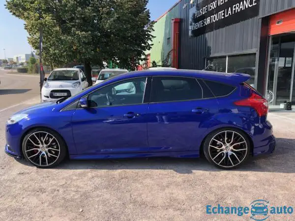 Ford Focus ST2.0 BV6 250 CH ST LINE - GARANTIE 6 MOIS