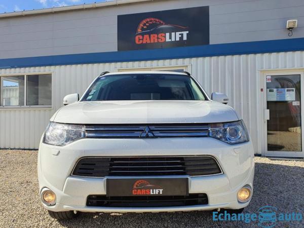 Mitsubishi Outlander PHEV 2.0 200 4WD