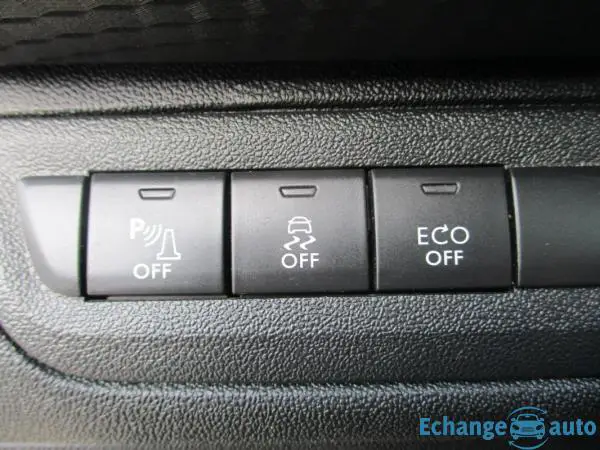 Peugeot 208 1.6 BlueHDi 120ch S&S BVM6 Feline