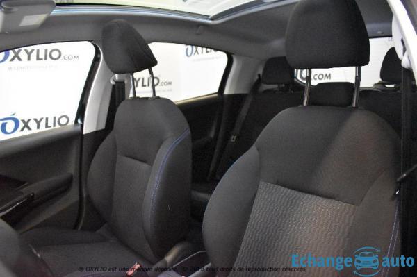 Peugeot 208 (2) 1.2 PURETECH 82 SIGNATURE 5P