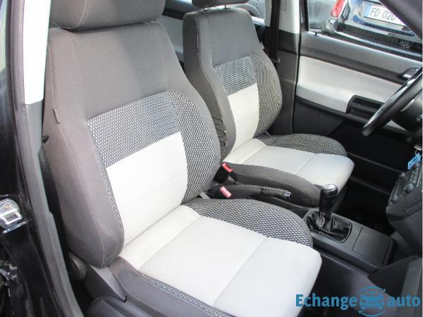 VOLKSWAGEN POLO 1.4 16S 80 Cross