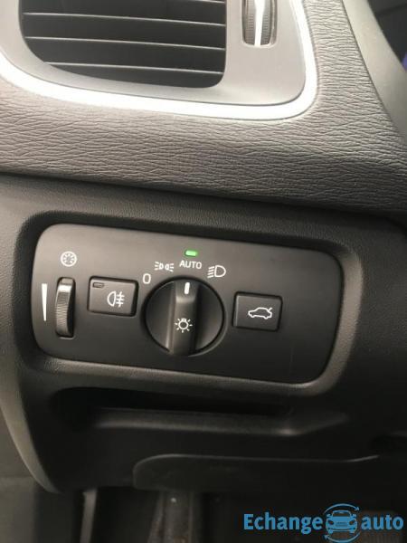 Volvo V40 BUSINESS D2 120 Geartronic 6 Momentum