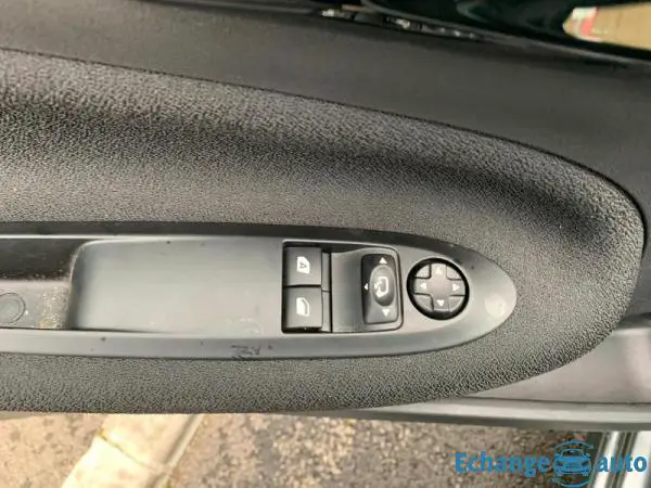 DS DS 3 BlueHDi 100ch So Chic S&S