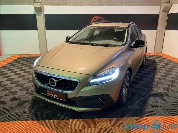 Volvo V40 D3 CROSS COUNTRY 2.0 TDI 150CH