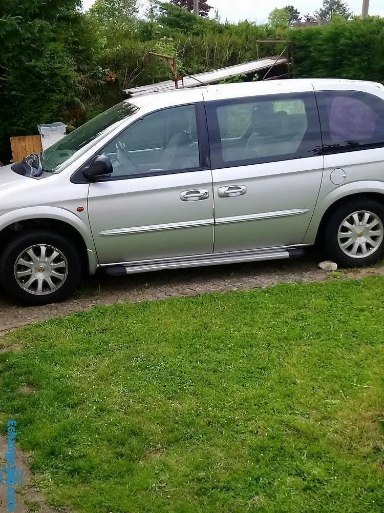 Chrysler voyager 2.5L CRD 143CV 7 Places