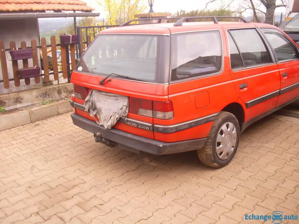 peugeot 405 break diesel 250 €