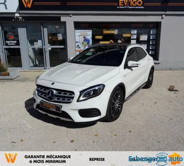 Mercedes Classe GLA 200 156 CH FASCINATION EDITION WHITE ART TOIT OUVRANT GPS 7G-DCT