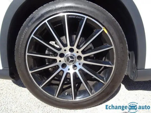 Mercedes Classe GLA 200 156 CH FASCINATION EDITION WHITE ART TOIT OUVRANT GPS 7G-DCT