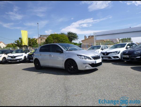 Peugeot 308 1,2 PURETECH 110 STYLE