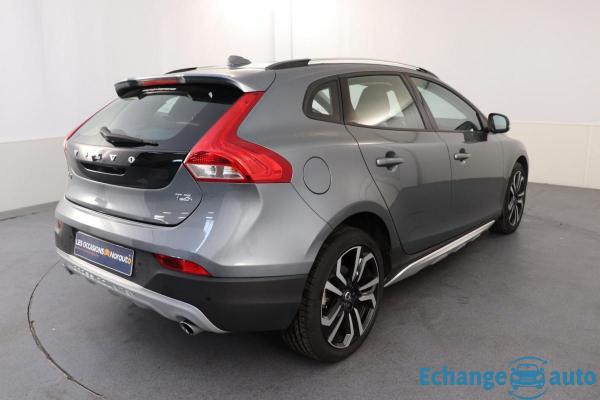 Volvo V40 Cross Country T3 152 ch Geartronic 6