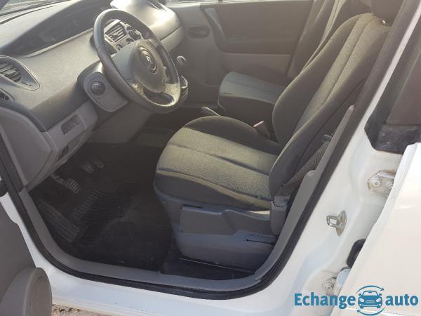 RENAULT GRAND SCENIC II Grand Scenic 1.5 dCi 100 Pack Authentique