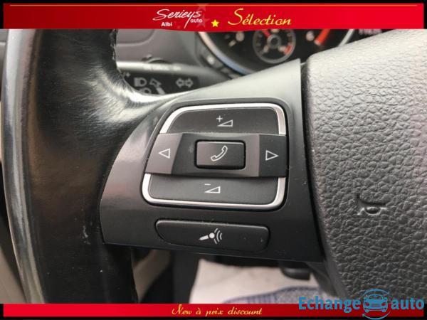 Volkswagen Golf Confortline 2.0 TDI 140 JA16