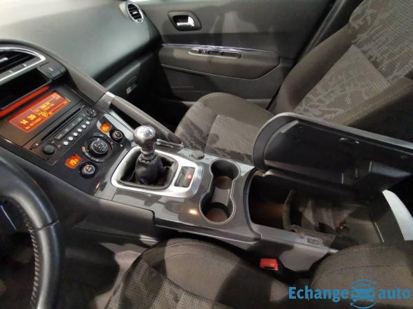 Peugeot 3008 1.6 HDI FAP PREMIUM