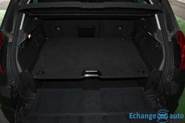 Peugeot 3008 1.6 HDi 16V 112ch FAP Premium Pack