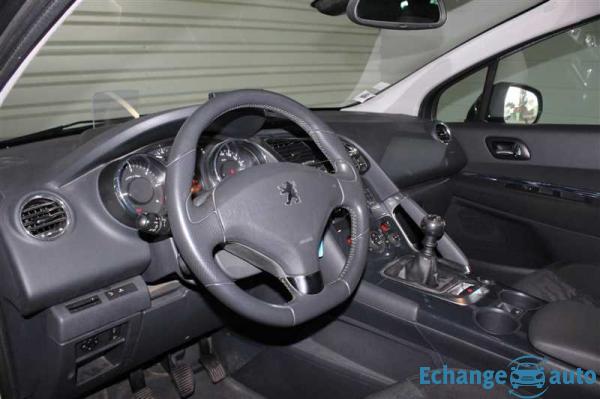 Peugeot 3008 1.6 HDi 16V 112ch FAP Premium Pack