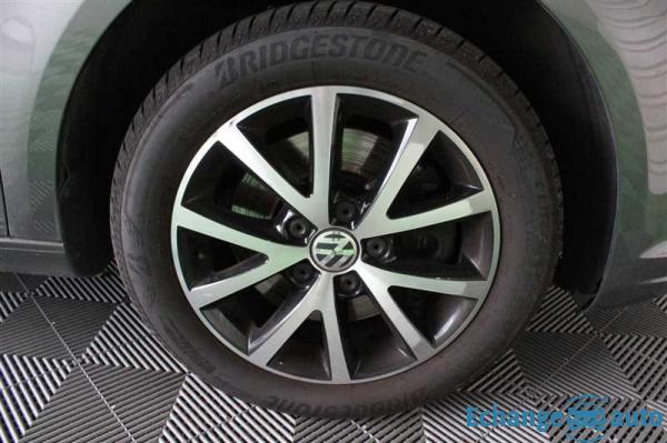 Volkswagen Touran 2.0 TDI 140 BMT BVM6 Confortline