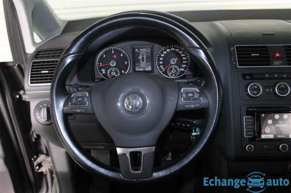 Volkswagen Touran 2.0 TDI 140 BMT BVM6 Confortline