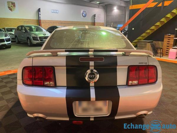 Ford Mustang GT 4.6L V8 305CH