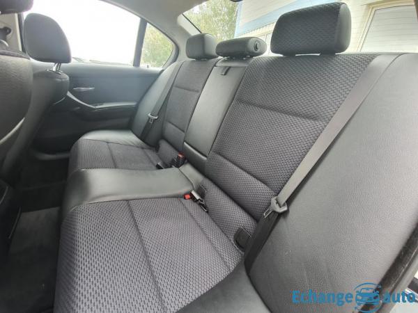 BMW Série 3 318 E90 2.0 D 143 CONFORT GARANTIE 6 MOIS
